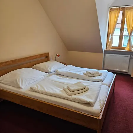 Hotel Barbarossa Хеб Экстерьер фото