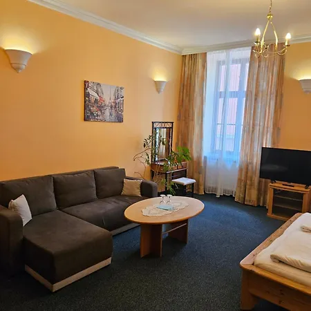 Hotel Barbarossa Хеб Экстерьер фото