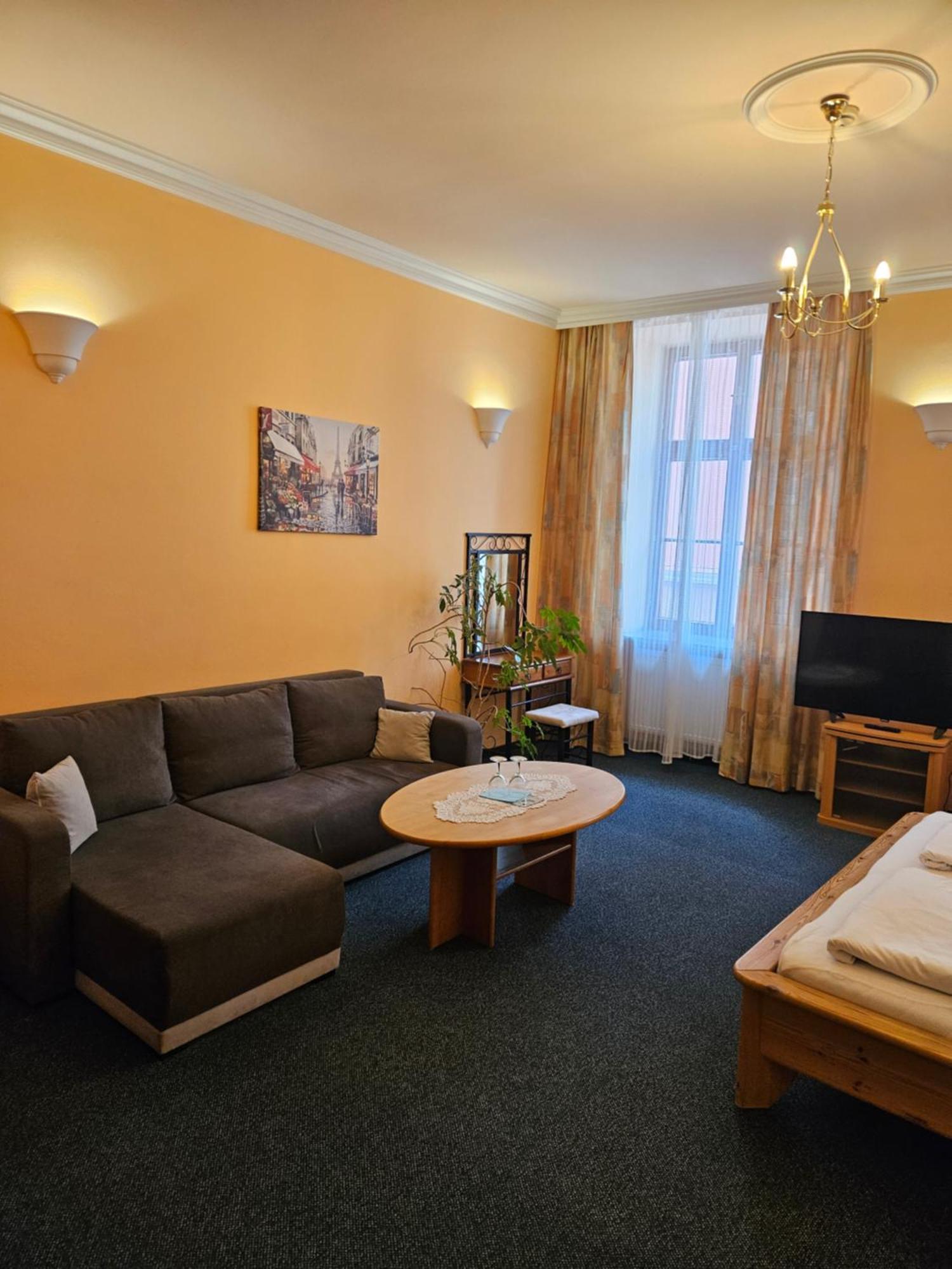 Barbarossa Hotel Cheb